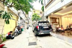 Bán nhà phân lô trần quốc hoàn, 78m2 x 4 tầng, mt 6.2m, 22 tỷ