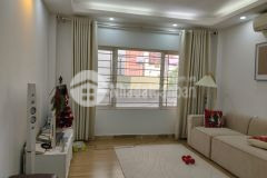 Lô góc, 3 thoáng, nhà đẹp ở luôn phố đê la thành, đống đa. 0911554873.