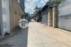 Bấn gấp căn nhà củ 116m2 ở hóc môn giá 750 triệu.shr