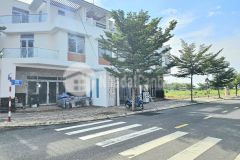 Nhà 1 trệt 2 lầu ngay trường đại học việt đức