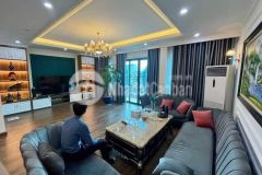 Cực hiếm mặt phố nguyễn văn lộc sầm uất gần phố trần phú 42m2 chỉ 18.6 tỷ. lh 0989.62.6116