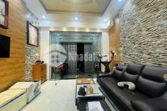 Nhà ko quy hoạch hẻm xe hơi 5m 3 tầng 4 pn nở hậu dt 414m chỉ 5 tỷ rưỡi