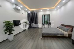 Nhà gần phố, nội thất rất đẹp, ở luôn phố an trạch 1, đống đa. 0911554873.