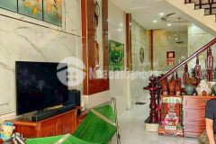 Bình tân 4.5m 13m 3 tầng có sân thượng chủ tặng nội thất gỗ cao cấp đường 6m