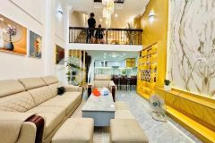 Kim mã thượng siêu đẹp nhỉnh 8 tỷ 51m2, 5t, mt4m tặng full đồ hiếm quận ba đình