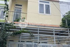 Nhà hxh đường 898 phú hữu dt 50m, 3 tầng vị trí đẹp