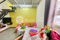 Phòng trọ gác xép nội thất cơ bản, máy giặt riêng, cửa sổ thoáng mát, gần đường huỳnh tấn phát