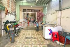 Hot nhà 2 lầu st mặt tiền hẻm xe hơi nguyễn văn quỳ, quận 7