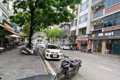 Bán gấp nhà mặt phố quan nhân, sổ vuông, kinh doanhdt 70m2, 4 tầng, mt 5m, 17.5tỷ