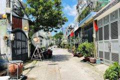 Bán gấp lô đất 64m2 giá chỉ 1 tỷ 650 triệu khu dân cư gần chợ thới an quận 12