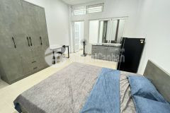 Studio full nội thất giếng trời tách phòng ngủ