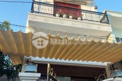 Bán nhà cấp 4 ngang đẹp 6m, nội thất toàn gỗ cao cấp hiếm có trong khu vực, kế bên đh kt luật