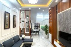 Bán nhà định công thợng, dt 40m2, giá nhỉnh 7 tỷ, oto đỗ cửa.