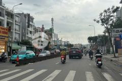 Bán khách sạn 6 lầu mt hà huy giáp 202m2 6.5x31 32pn dt 100tr gần cầu phú long 26 tỷ.