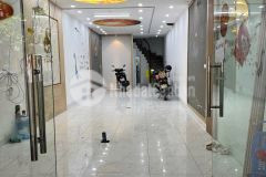 Cho thuê nhà mp dương văn bé hai bà trưng 63m x 4t giá 35 triệu, ô tô dừng đỗ, kd