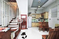 Bán nhà phạm văn đồng, bắc từ liêm t, 6.3 tỷ, gần phố, sát ô tô, nhà đẹp ở luôn.