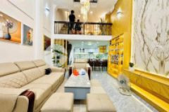 Bán nhà đaị từ hoàng mai,dt43m2,giá hơn 5 tỷ, full nội thất,hai mặt thoáng