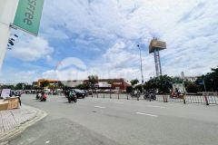 Mặt tiền căn góc hai mặt thoáng đối diện emart phan văn trị trục đường phạm văn đồng chỉ 4 tỷ