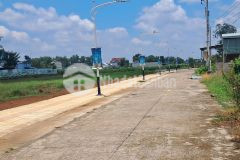 Đất ngộp mặt tiền dt 750, sổ sẵn, công chứng ngay.