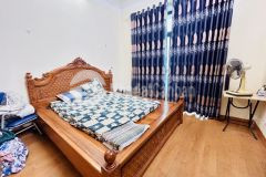 Bán 128m ngõ 467 lĩnh nam tặng nhà ô tô tránh vào nhà hoàng mai