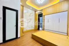 Bán nhà đaị từ hoàng mai,dt34m2,giá hơn 5 tỷ, full nội thất.