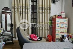 Cần bán nhà mặt phố giá trong ngõ