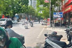 Bán gấp nhà mặt phố pháo đài láng, kinh doanhdt 80m2, 4 tầng, mt 6m, 26tỷ