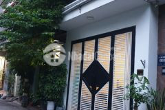 Bán nhà ngọc lâm, long biên, ô tô tránh vào nhà, 3 bước ra phố, giá hời