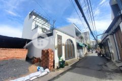 Bán nhà đẹp hẻm xe tải tránh 80m2 2 tầng kdc phước long xa lộ hà nội