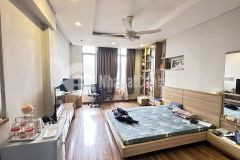 Chính chủ cho thuê nguyên căn nhà mp trường chinh, 2 mặt tiền, 300m2 x 5tầng, vỉa hè kinh doanh