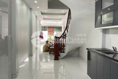 Bán nhà việt hưng,long biên 4 tầng,40m gần oto,ngõ nông nhỉnh 4 tỷ