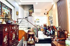 Bán gấp nhà 3 tầng,40m2, lô góc hxh gần hà đô đường 32 quận 10, ởkd,6.x tỷ