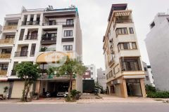 Mặt phố gia thượng, đường 30m, view công viên, vỉa hè, vị trí có 1 0 2 khu tđc ngọc thụy.