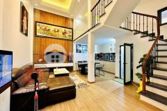 Bán nhà phố bạch mai 45m2 x 4t x mt 5m hơn 7 tỷ lên tầng nhìn ra phố ngõ cực nông