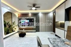 70m2 đại la ô tô 7 tầng 12 phòng 700 triệu năm nhỉnh 10 tỷ 0983458219