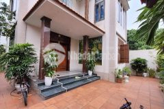 Nhà đẹp mới sân vườn rộng thênh thang tại phủ đổng gia lâm nhà đẹp gần hồ điều hòa