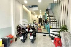 Hiếm,bán nhà 3 tầng 37m2, mặt tiền kinh doanh ngay khu k300 cộng hoà,tân bình,6.6 tỷ