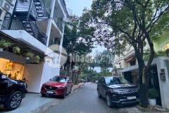 Bán gấp nhà phố lạc trung, phân lô ô tô tránhdt 70m2, 4 tầng, mt 4m, 12.8tỷ