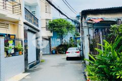 Nhà 1 trệt 1 lầu đường 8, p. linh trung, thủ đức dt 50m4.65 tỷ tl.