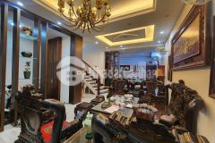 Bán 123m 4 tâng 6.5m.mặt tiền. đội cấn ba đình