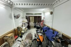 Nhà riêng hoặc cho thuê, 6 phòng ngủ ngõ thịnh quang, đống đa. 0911554873.