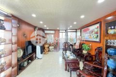 Nhỉnh 3.5 tỷ 50m2 kim ngưu kinh doanh ởthuê 10trtháng ôtô hộ khẩu hbt 0983458219