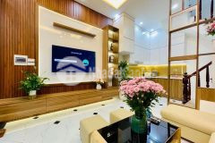 Bán nhà ngõ 61 bằng liệt 4 tầng giá 7 tỷ