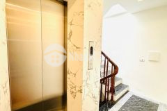 Bán nhà phố xuân la,gara,thang máy,diện tích 48m2,giá 15 tỷ