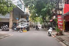 Bán gấp nhà phố nhân hoà, phân lô ô tô tránhdt 50m2, 4 tầng, mt 5m, 13tỷ