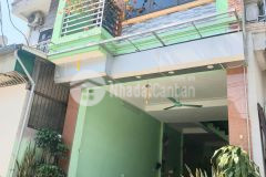 Nhà mới đẹp, xây tâm huyết, thông số vàng, ô tô vào nhà, gần ô tô tránh, 20m ra hồ điều hòa, gần vin