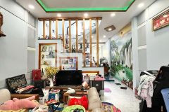 Bán nhà mặt tiền quận phú nhuận gần huỳnh văn bánh, 9.x tỷ,4 tầng,dt 3.8x16,spavpcty