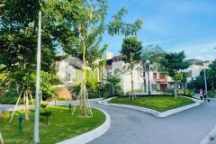 Bán đất 100m2 mặt hồ đoàn kết, ph quang trung, tp hd, mặt tiền 6m, vị trí view hồ cực đẹp, giá rẻ