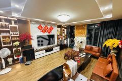 Hoàng văn thái 110m, 6t, mt5,1m, 25 tỷ.