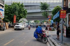 Nhà mặt ngõ thông, đường ô tô tránh phố trường chinh, đống đa. 0911554873.